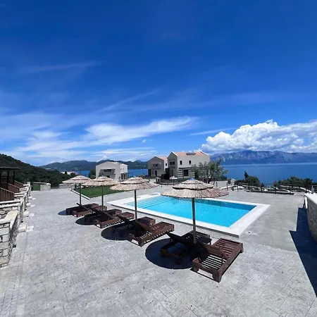 Ionian Hospitality θοη 4